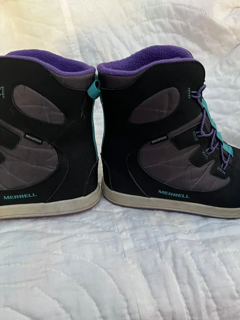 Merrell Snow Bank Winter Boots